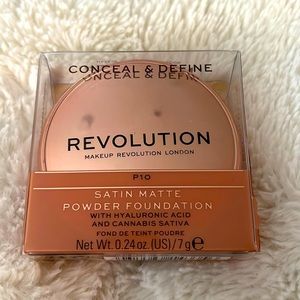 Revolution Powder Foundation